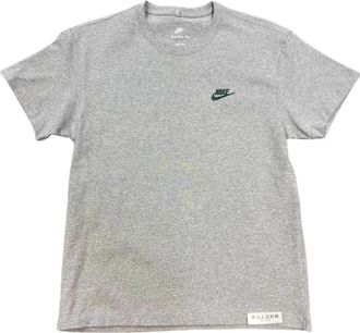 Nike Sportswear Club T-Shirt Grey FN3698-050