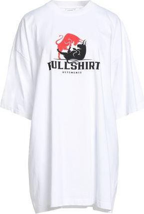 VETEMENTS T-shirts