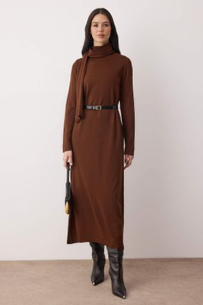 Trendyol Modest Dames Bruin Effen Maxi Lang Casual Recht Modest Jurken