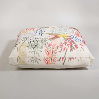 Maisons du monde Coj&iacute;n de suelo de algod&oacute;n crudo con motivo multicolor