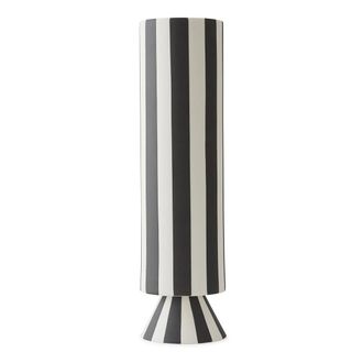 OYOY Toppu Vase, &Oslash; 8,5 x H 31 cm, schwarz / weiss