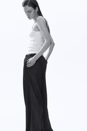 H&M Tie-belt Wide Paper Bag Trousers in Darker Blue Denim at Nordstrom, Size Xx-Large