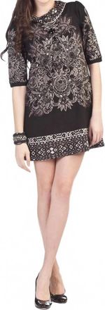 Papillon 3/4 Sleeve Pleat Front Geometric Border Dress In Black
