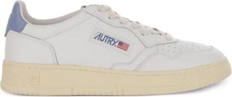 Autry Geperforeerde Leren Sneakers Blauw Detail - Heren - Sneakers - Wit - 41 EU - Schoenen