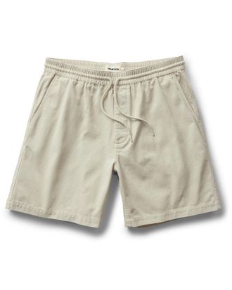 Taylor Stitch The Apres Short in Organic Aged Stone Foundation Twill