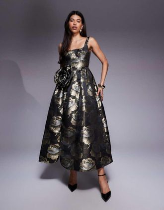 Asos Vestito lungo nero e oro jacquard con fiore 3D-Multicolore