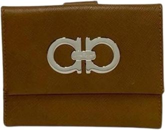Ferragamo Pre-owned Wallets, female, Brown, Size: ONE SIZE Pre-owned Leather Wallet