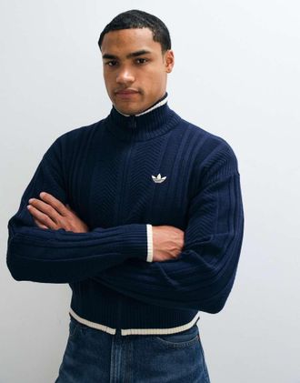 adidas Originals maglia sportiva in maglia con zip integrale blu navy