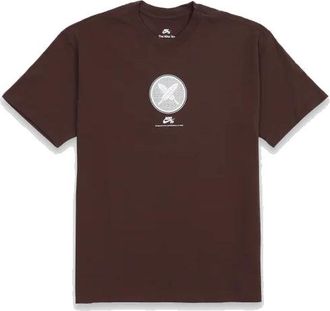 Nike SB M90 x Yuto SS23 Logo T-Shirt Barouque Brown FN0670-237