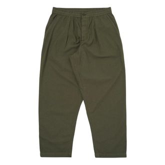 Universal Works Pantal&oacute;n de ch&aacute;ndal con pliegues Merida Seersucker - Trousers - Hombre - Verde - W28