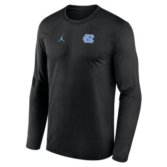 Nike Mens North Carolina Sideline Legend Logo Jordan Brand Dri-FIT College Long-Sleeve T-Shirt in Black | 0JTJ00ANCN-HE3