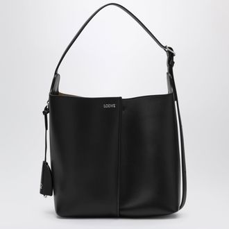 Loewe Medium Bilbao bucket bag in smooth calfskin leather in black