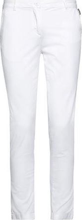 Napapijri BOTTOMWEAR - Trousers sur YOOX.COM