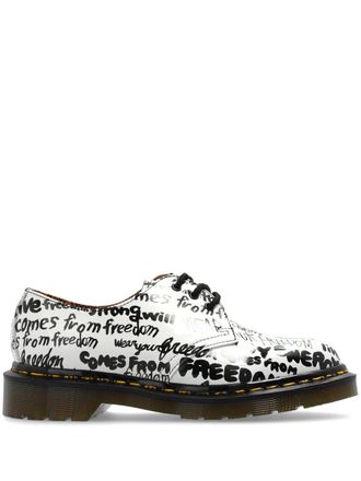 Comme Des Garçons x Dr. Martens 1461 brogues - White