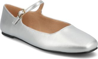 Journee Collection Women & apos;s Carrie Medium and Wide Width Dress Flats
