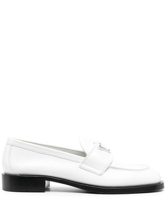 シューズ・サンダルその他 Prada White brushed leather loafer Prada Logo Plaque Brushed Loafers White Leather