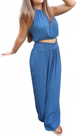 Elan Capri Smocked Pants In Dark Blue