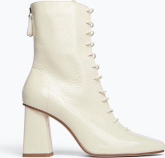 Freda Salvador Womens Iona Boot In Cream Crinkle Patent