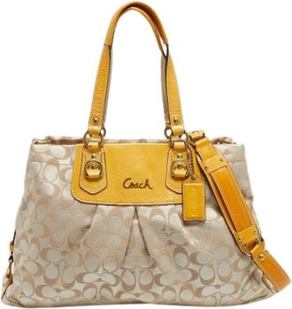 Coach Pre-owned Handbags, female, Yellow, Size: ONE SIZE Pre-owned Leather Shoulder Bag