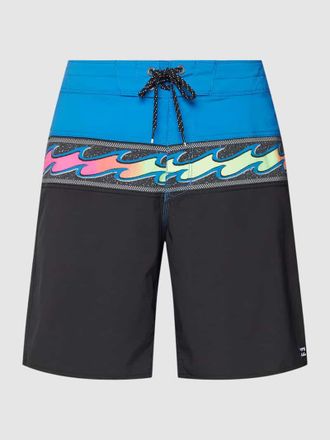 Billabong Badehose mit Allover-Muster Modell MOMENTUM in Black, Gr&ouml;&szlig;e 33