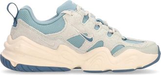 Nike Blauwe Sneaker met Su&egrave;de Details - Dames - Hardloopschoenen - Veelkleurig - 40 EU - Su&egrave;de - Fitness