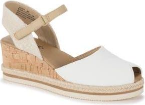 BareTraps Acadia Peep Toe Wedge Sandal in White at Nordstrom Rack, Size 8.5