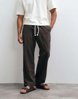 Abercrombie & Fitch Pantaloni ampi in seersucker di cotone marroni-Marrone