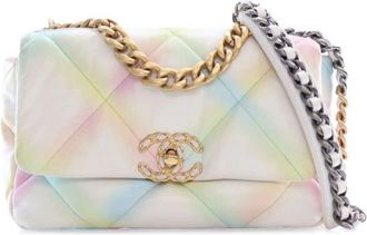 Chanel 2022 Medium Printed Goatskin 19 Flap satchel - women - Goat Skin - One Size - White