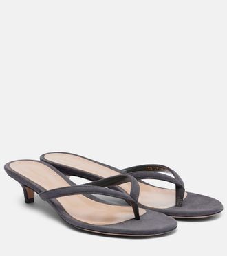 Gianvito Rossi Calypso 35 suede thong sandals