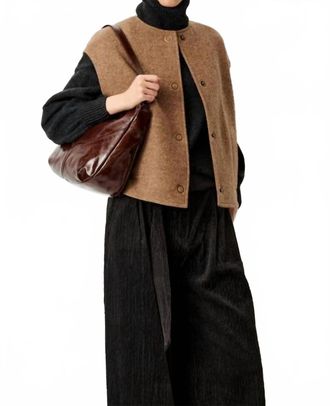 Sessun Hanzo Sleeveless Jacket In Alpaga