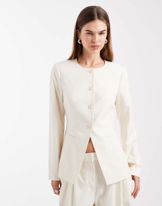Vero Moda Blazer sartoriale aderente senza colletto color crema in coordinato-Bianco