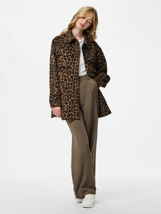 Pieces Hemdjacke PIECES PCSAGA SHACKET NOOS, Damen, Gr. XXL, schwarz (schwarz aop:leopard), Web, Obermaterial: 100% Polyester, bedruckt, regular fit, Jacken 