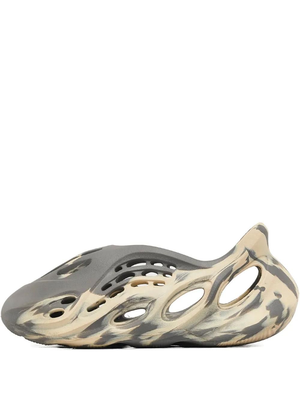 Kanye West Yeezy Sandals 2021 Yzy Sl 01 Kanye West Slippers 2021