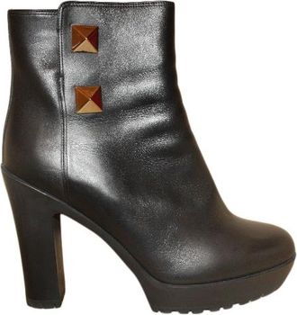 Valentino Garavani Valentino fur lined leather ankle boots Size 40