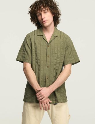 Lucky Brand Mens Seersucker Camp Collar Shirt