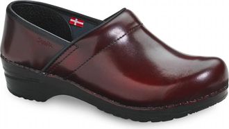 Sanita Womens Original Professional Cabrio Clog In Bordeaux