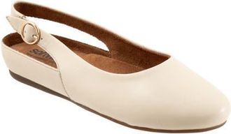 Softwalk Sandy Slingback Flat in Ivory at Nordstrom, Size 10.5