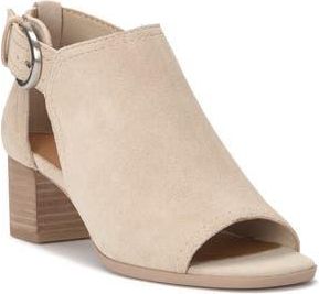 Lucky Brand Cormyn Block Heel Sandal in Beige at Nordstrom Rack, Size 9.5