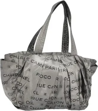 Chanel Pre-owned Tote Bags, female, Gray, Size: ONE SIZE Pre-owned Vintage Nylon Tote Bag