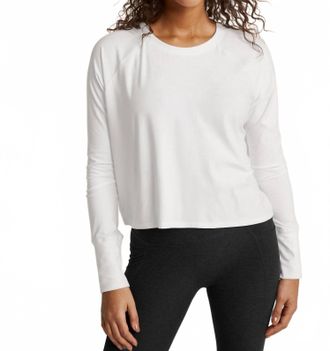 Beyond Yoga Featherweight Daydreamer Pullover In Cloud White