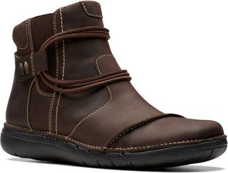 Clarks Un Loop Leather Boot