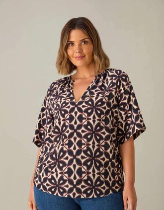 Live Unlimited London Womens Mono Geo Raglan Sleeve Blouse - Black/Multi - Size: 12