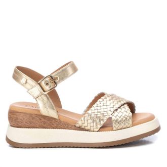 Xti Womens Leather Sandals In Gold