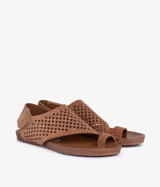 Pedro Garcia Brown suede anatomical flat sandal | Valisa | Fall-winter 26 |