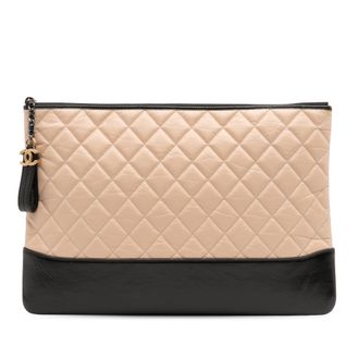 Chanel Gabrielle Flap Bag Gequilted Clutch