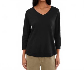 Elliott Lauren 3/4 Sleeve V-Neck Tee In Black