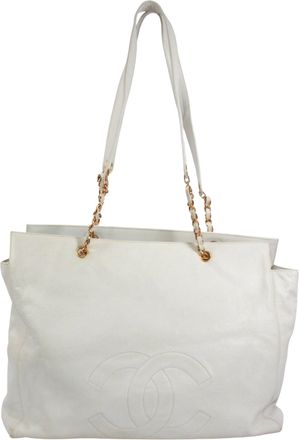 Chanel White Grained Calfskin Tote Bag (Pre-Owned)