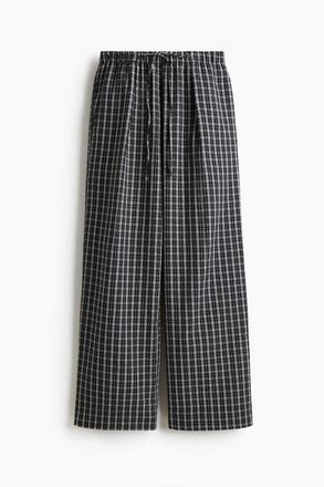 H&M Pull-on Trousers in Black/checked at Nordstrom, Size Xx-Small