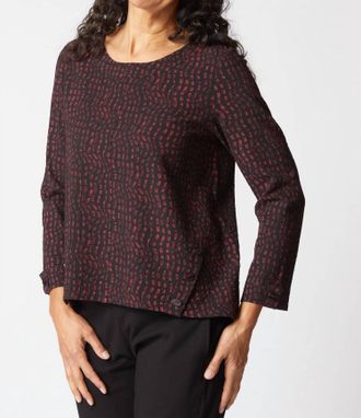 Habitat Crinkle Crepe Mosaic Button Placket Pullover In Wine