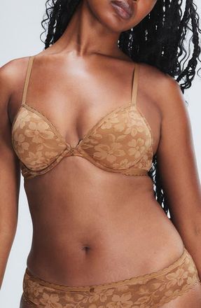 Savage x Fenty Lavish Lace Unlined Plunge Bra in Sweet Latte Nude at Nordstrom, Size 40Dd